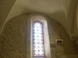 Vitrail de l'église Saint Pierre au Castellet