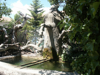 Fontaine de l'avenue Gabriel Banon
