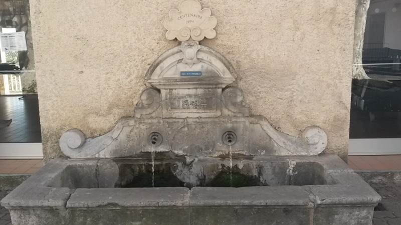 Fontaine Sainte Agathe La Brillanne